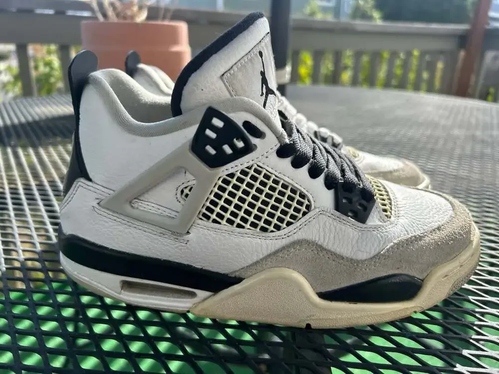 Nike Air Jordan 4 Retro Military Black